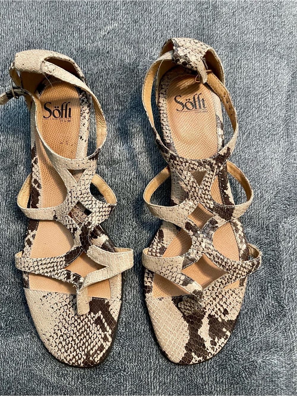 Sofft Women's Leather Beige Snake-Print Strappy Sandals